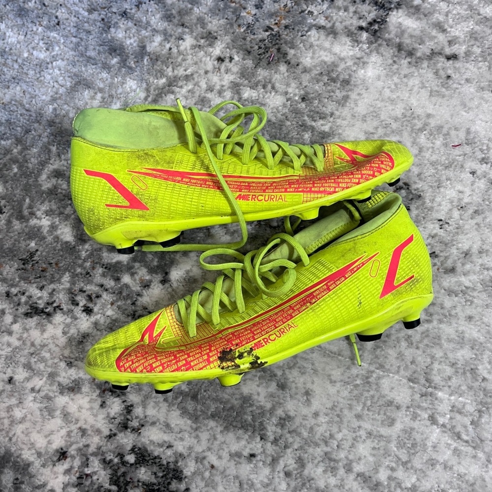 Nike Mercurial Superfly 8 Club FG Neon Green Soccer Cleats Men's US 10.5‎
